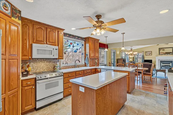 $899,950 | 1085 Carters Island Road, Goodview, VA 24095