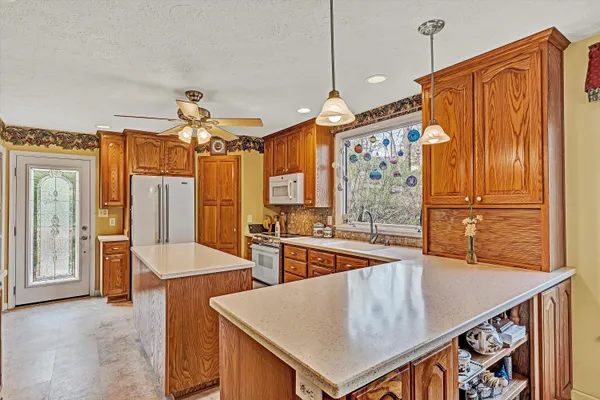 $899,950 | 1085 Carters Island Road, Goodview, VA 24095