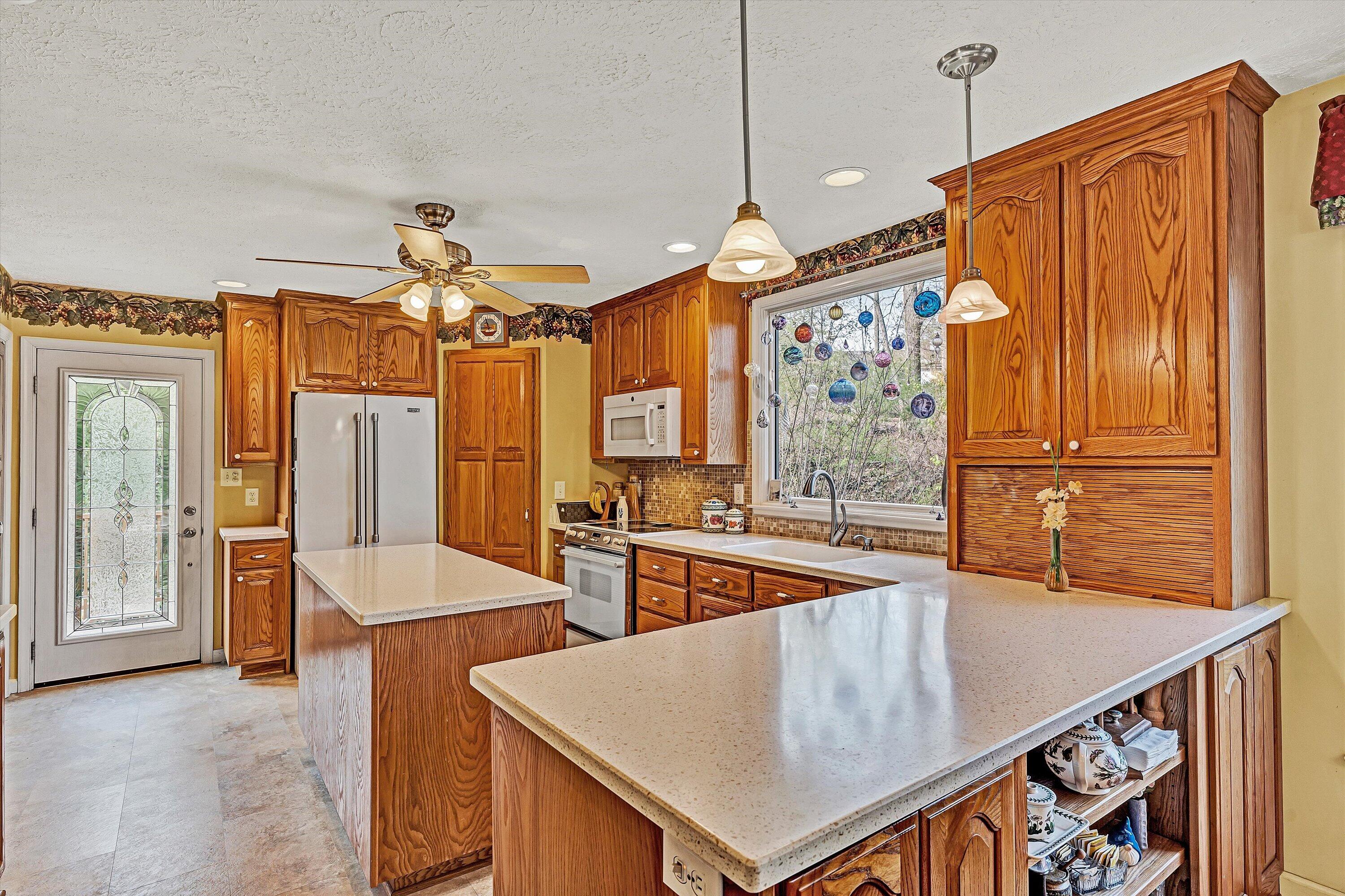 1085 Carters Island Road Goodview, VA 24095 - Photo 13 of 55 12-SGP-00538
