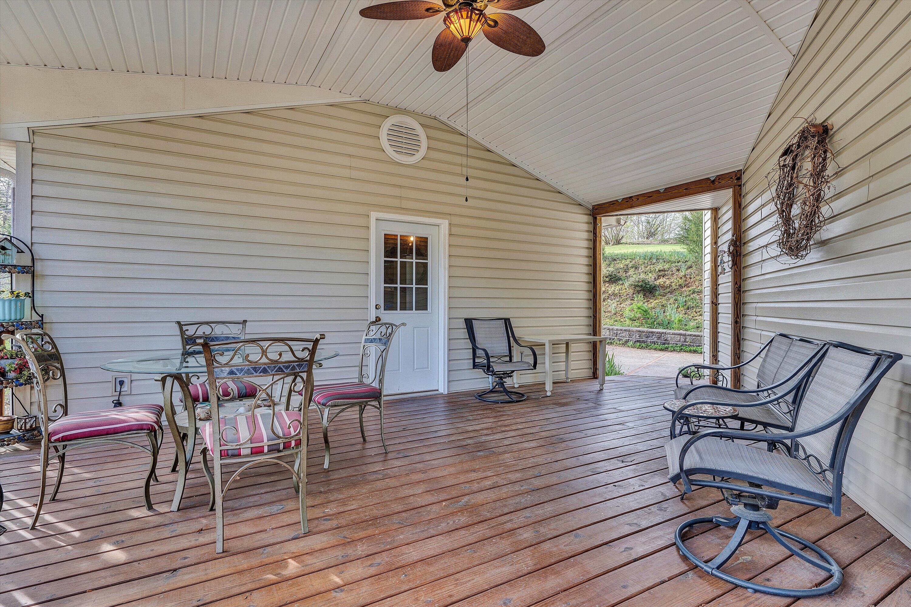 1085 Carters Island Road Goodview, VA 24095 - Photo 27 of 55 25-SGP-00580