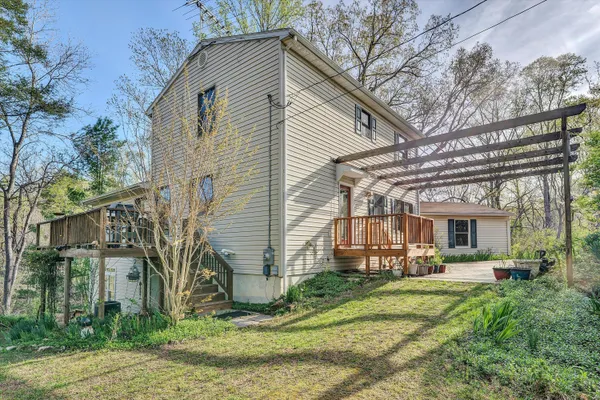 $899,950 | 1085 Carters Island Road, Goodview, VA 24095