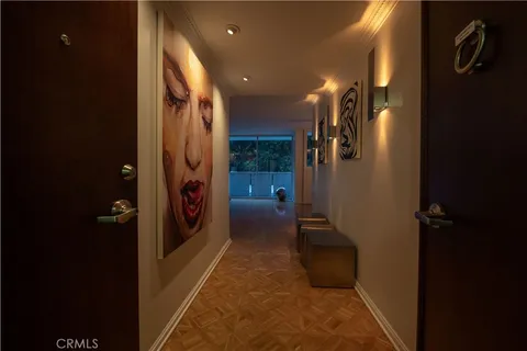 $795,000 | 8787 Shoreham Drive, Unit 201, West Hollywood, CA 90069