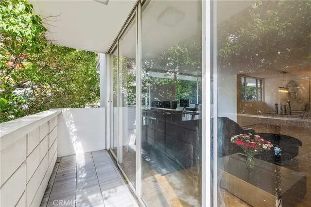 $795,000 | 8787 Shoreham Drive, Unit 201, West Hollywood, CA 90069