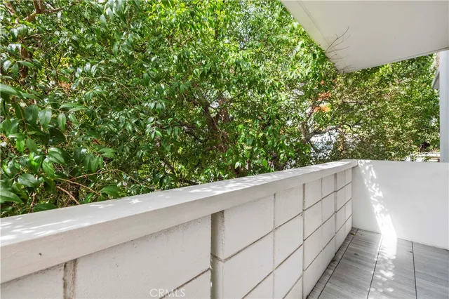 $795,000 | 8787 Shoreham Drive, Unit 201, West Hollywood, CA 90069