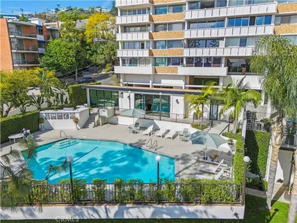 $795,000 | 8787 Shoreham Drive, Unit 201, West Hollywood, CA 90069