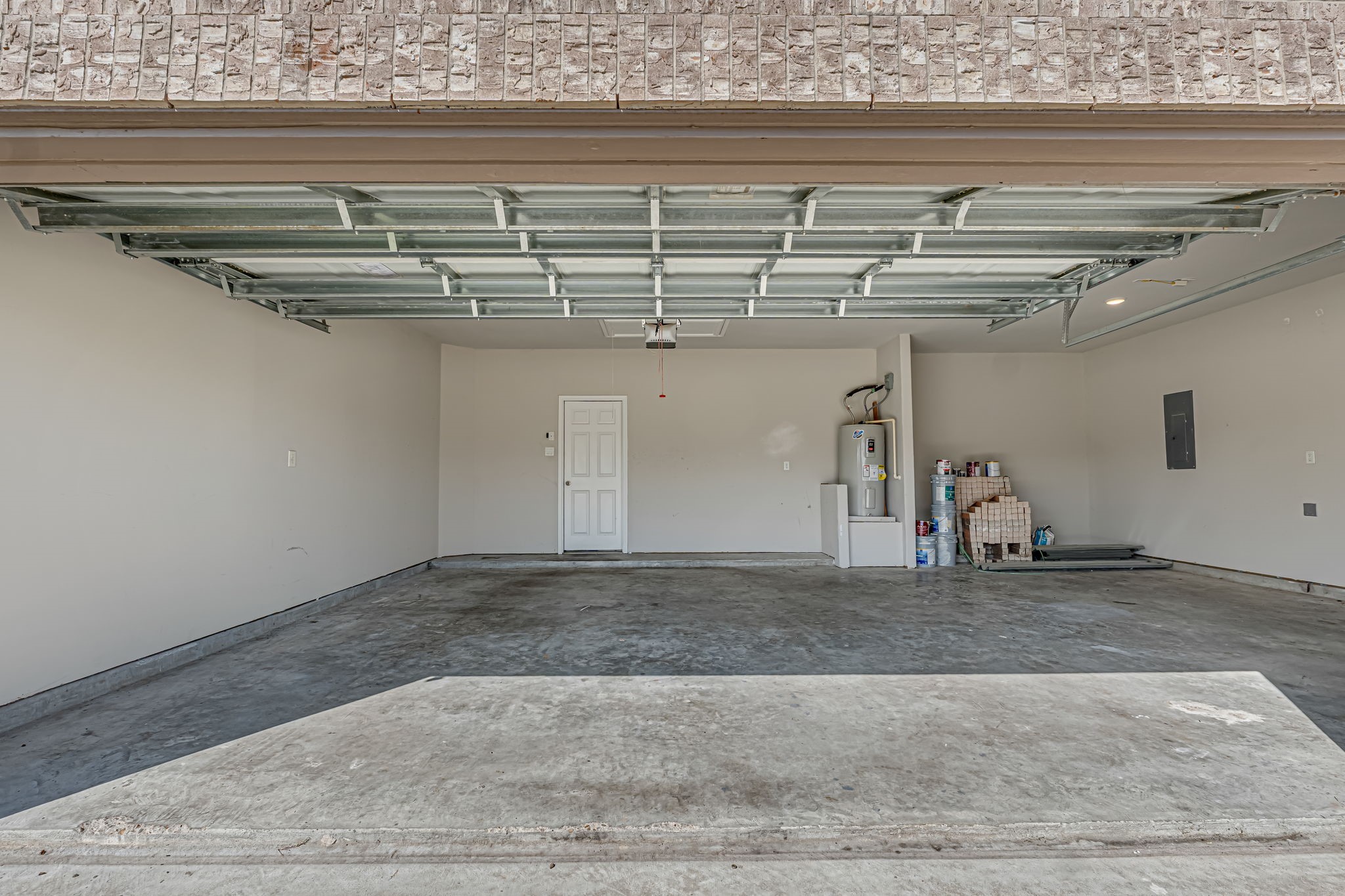 10314 Birch Peak Drive Rosharon, TX 77583 - Photo 28 of 38 a view of a garage