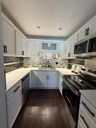 $199,000 | 410 Livingston Avenue, St. Paul, MN 55107