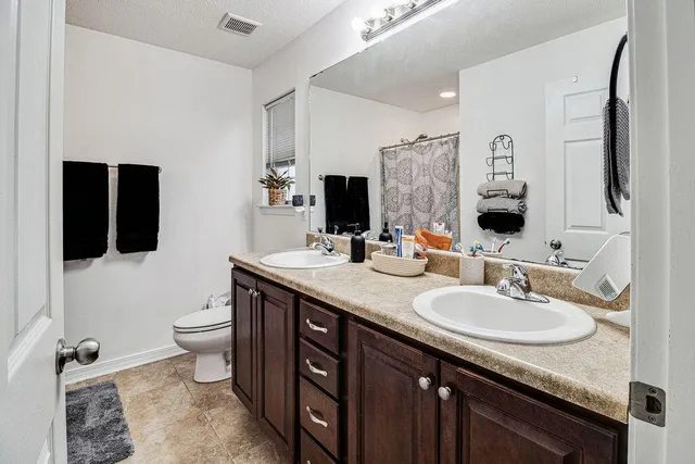 $1,850 | 289 Dahlquist Drive, Crestview, FL 32539