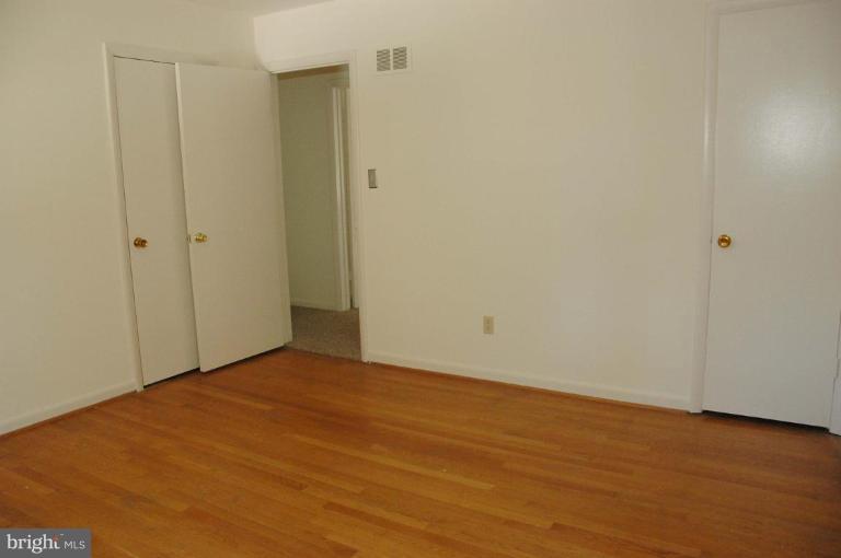 6405 Redwing Road Bethesda, MD 20817 - Photo 17 of 27 Bedroom #2