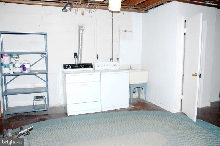 6405 Redwing Road Bethesda, MD 20817 - Photo 23 of 27 Laundry Area 1