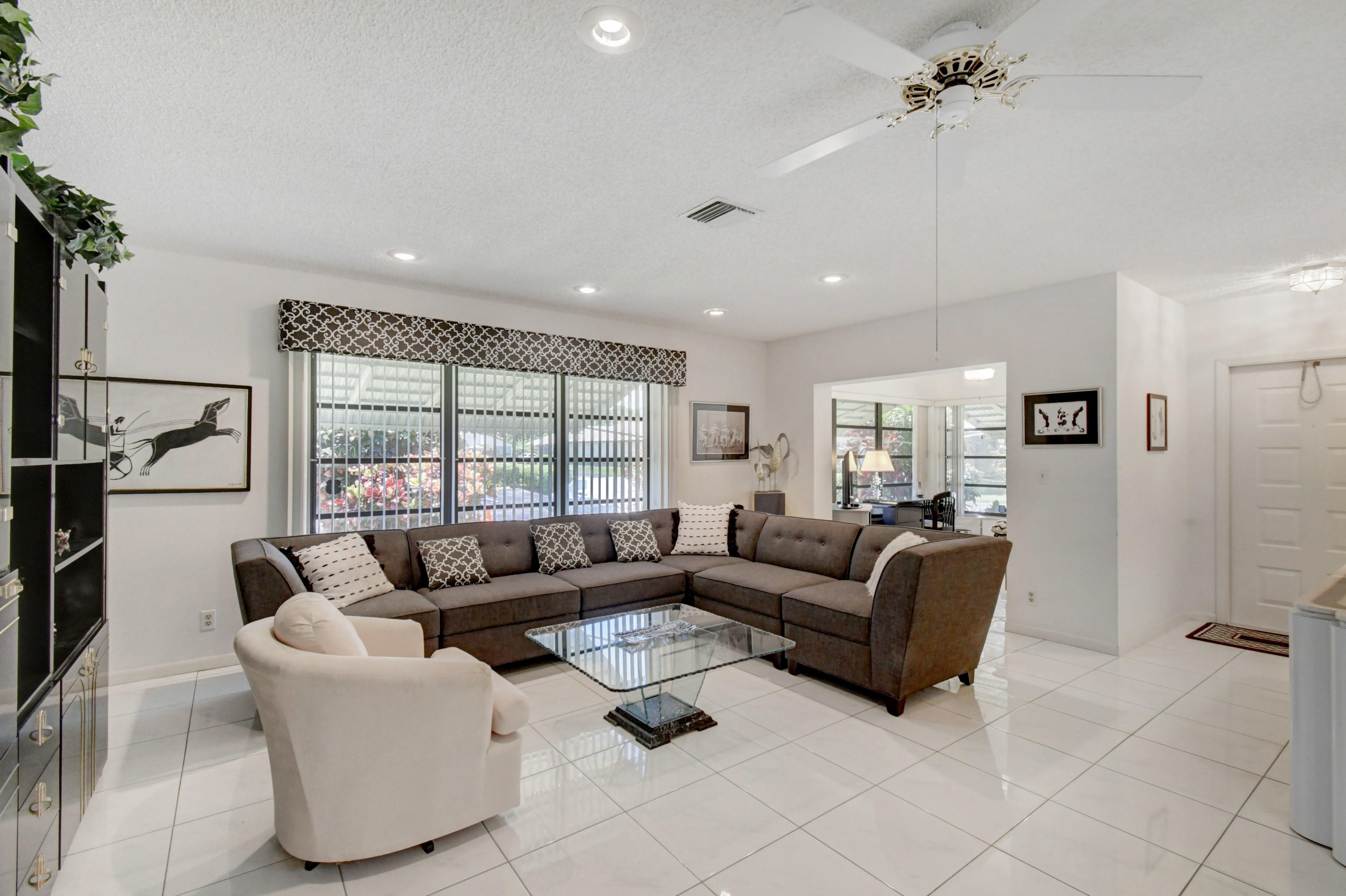 14163 Nesting Way, Unit D Delray Beach, FL 33484 - Photo 13 of 45 Living room