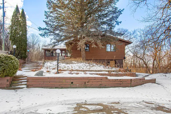 $515,000 | 1101 Faribault Road, Faribault, MN 55021