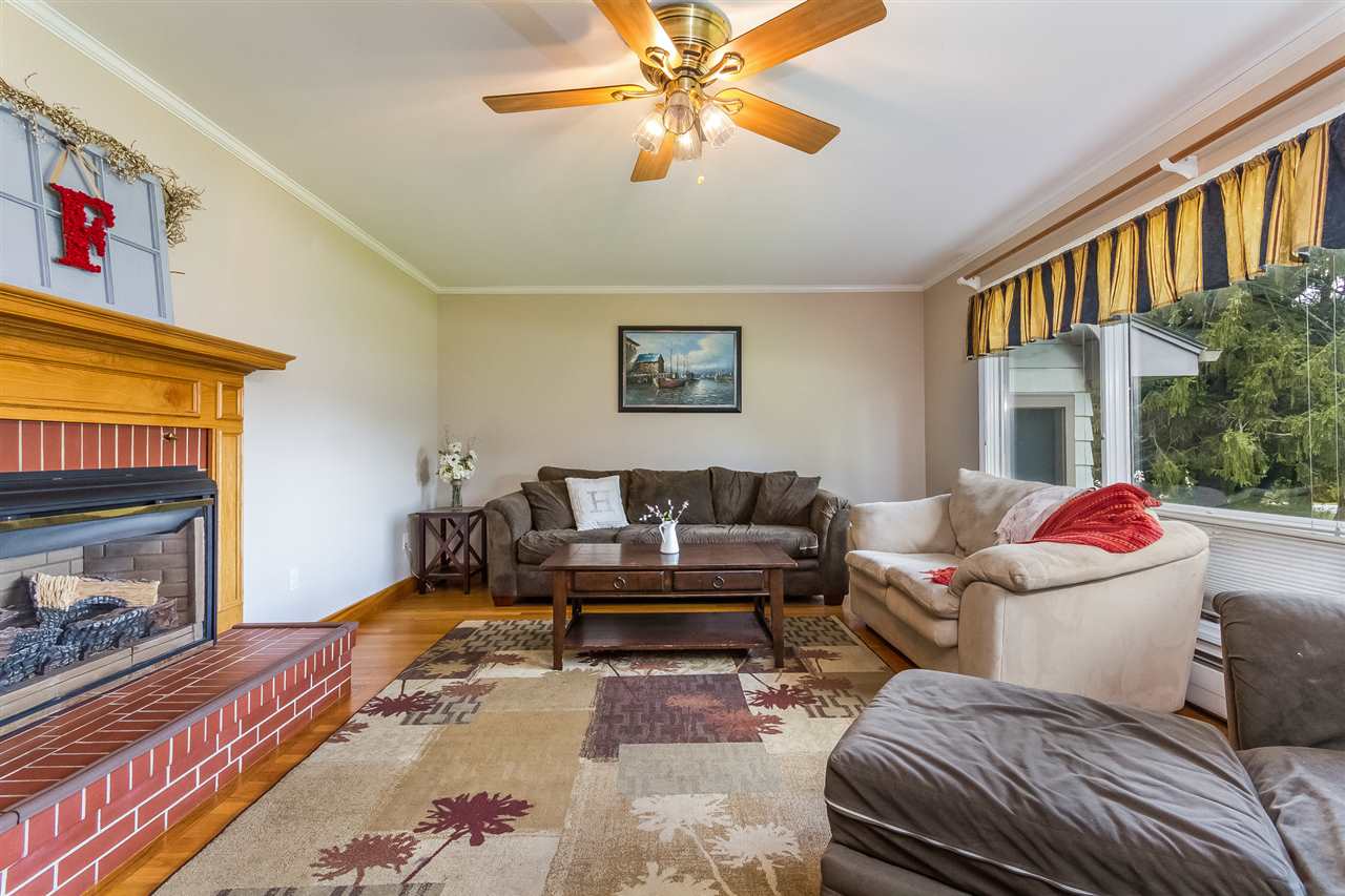 35 Library Street Allenstown, NH 03275 - Photo 2 of 38 Gallery Image 2