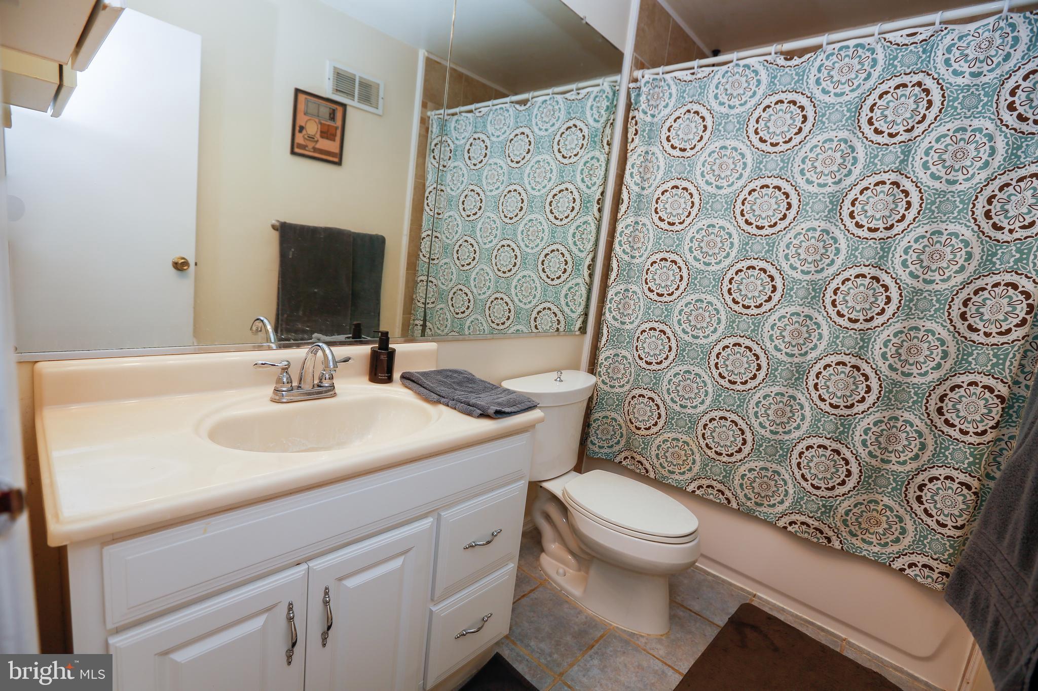 236 Monastery Avenue Philadelphia, PA 19128 - Photo 13 of 22
