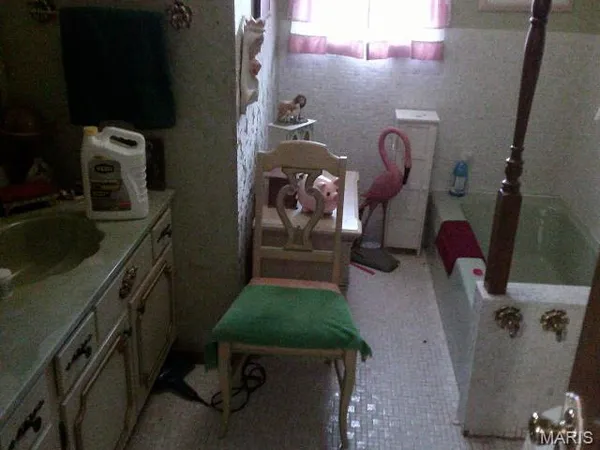 $269,000 | 1559 Berry Dairy Road, De Soto, MO 63020