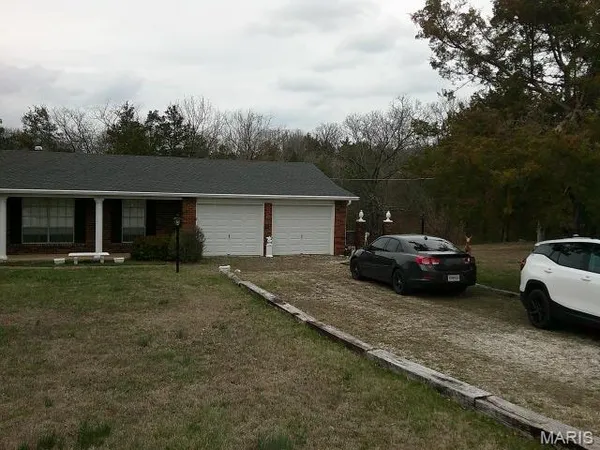 $269,000 | 1559 Berry Dairy Road, De Soto, MO 63020