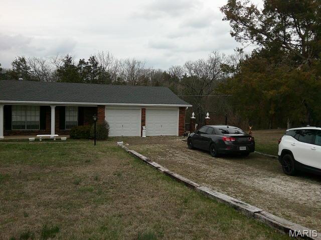 1559 Berry Dairy Road De Soto, MO 63020 - Photo 3 of 37