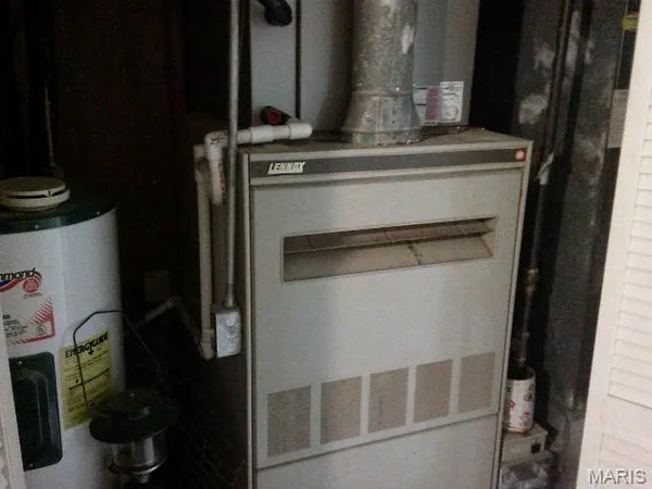 $269,000 | 1559 Berry Dairy Road, De Soto, MO 63020