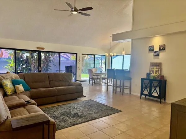 $6,500 | 204 Cape Pointe Circle, Jupiter, FL 33477