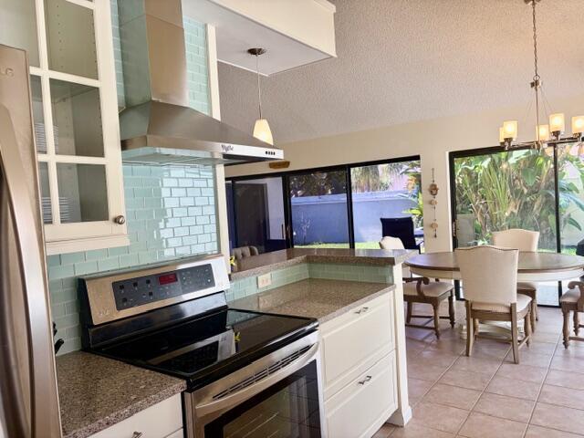 204 Cape Pointe Circle Jupiter, FL 33477 - Photo 9 of 35 IMG_0108