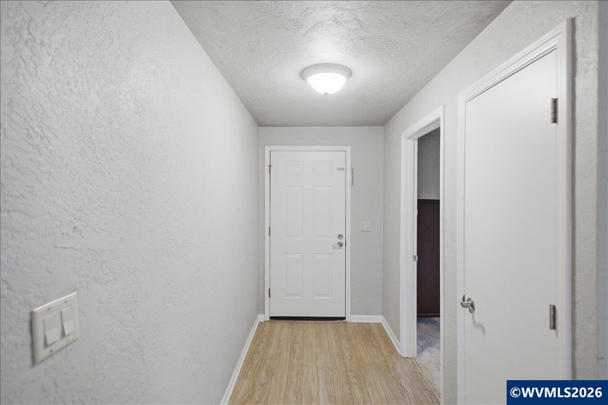 4825 Jones Road Southeast Salem, OR 97302 - Photo 5 of 43 Gallery Image 5