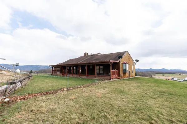 $425,000 | 148 Taylor Lane, Greenville, VA 24440