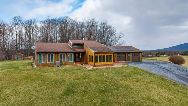 $425,000 | 148 Taylor Lane, Greenville, VA 24440