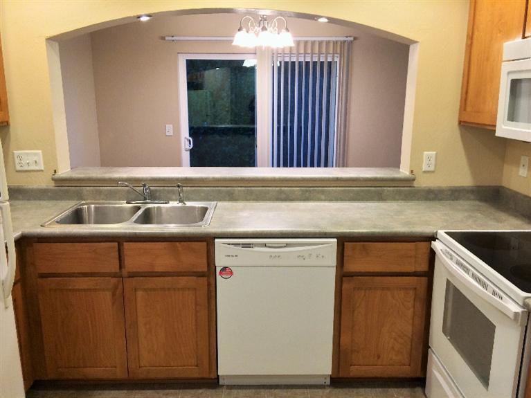 351 Live Oak Loop Central Point, OR 97502 - Photo 11 of 28 Additional Photo