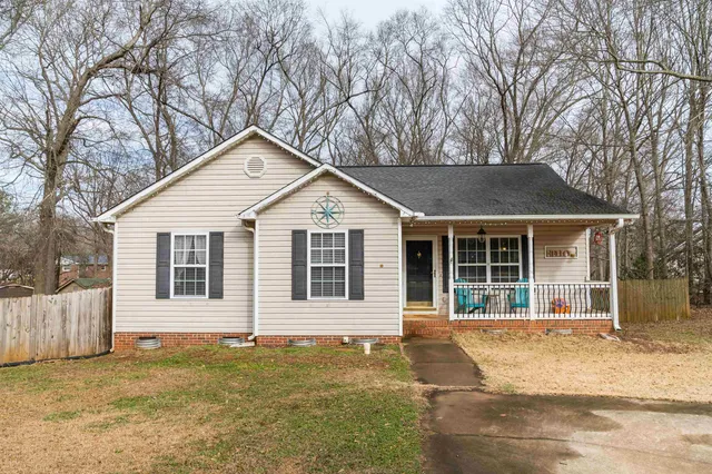 $248,500 | 818 Thistle Court, Boiling Springs, SC 29316