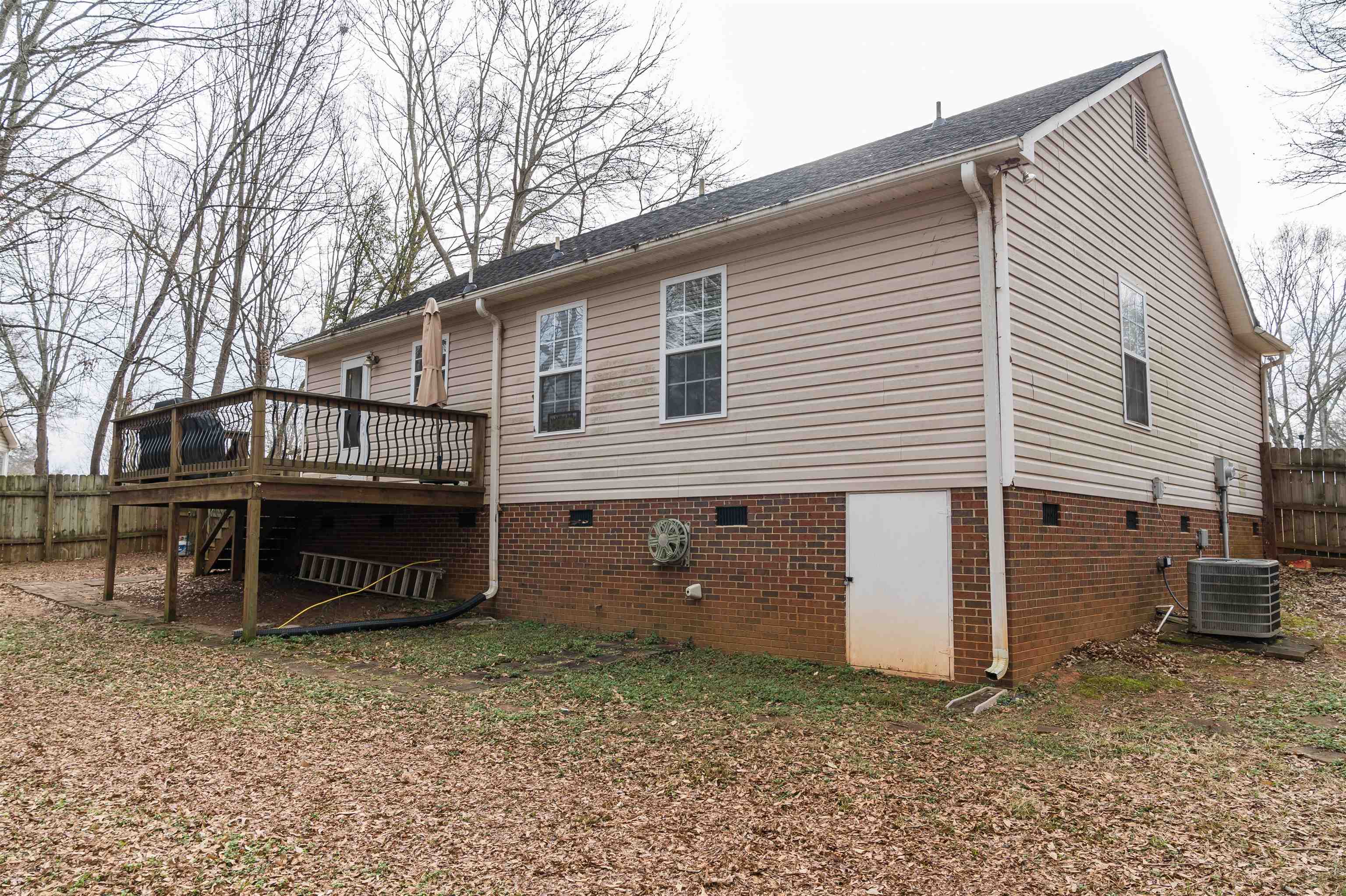 818 Thistle Court Boiling Springs, SC 29316 - Photo 17 of 19