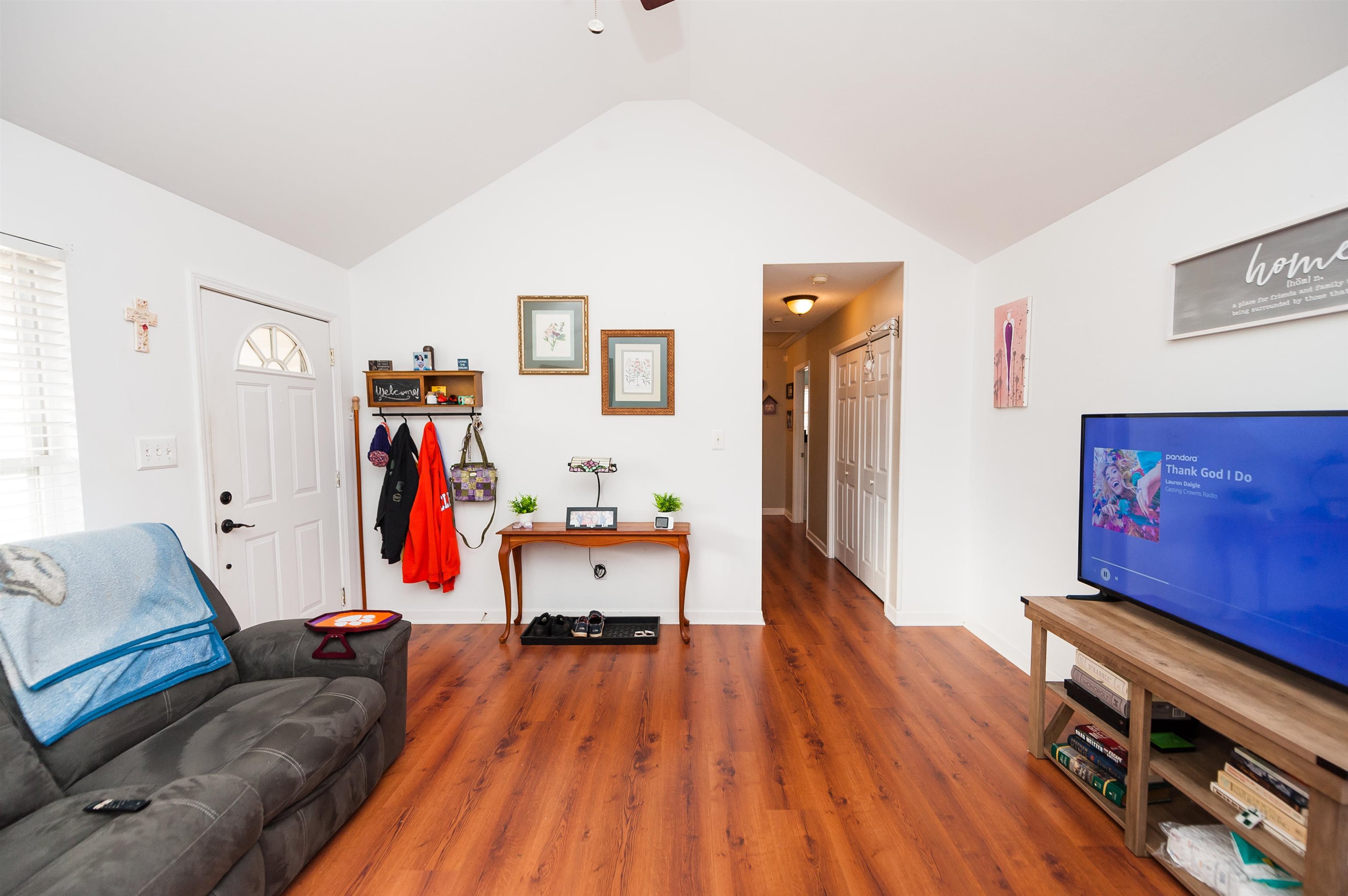 818 Thistle Court Boiling Springs, SC 29316 - Photo 5 of 19