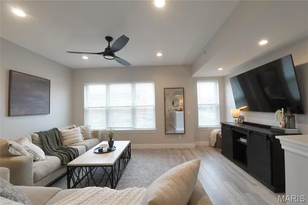 $2,500 | 3325 Park Avenue, St. Louis, MO 63104