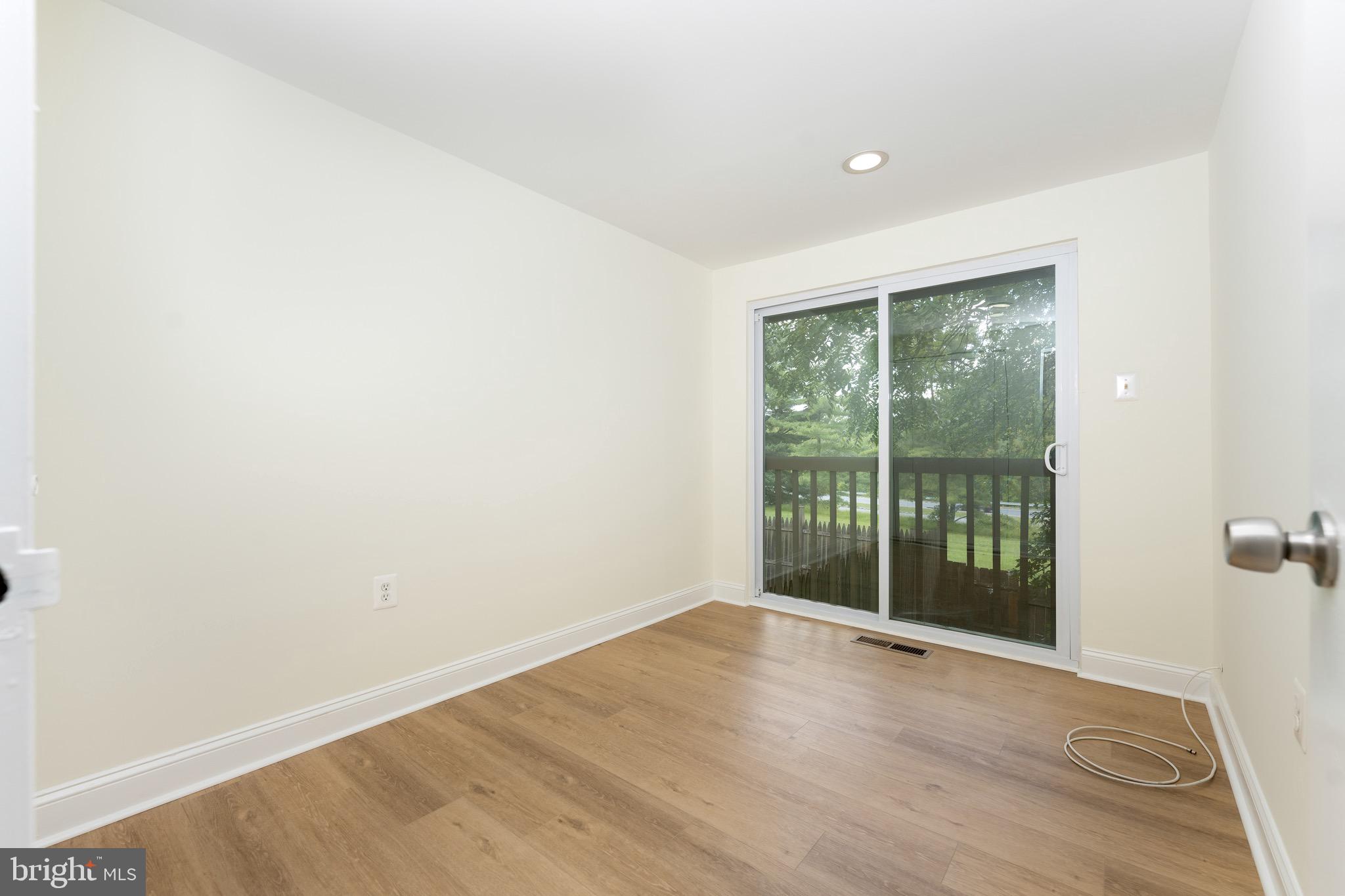 9453 Horizon Run Road, Unit 8F Montgomery Village, MD 20886 - Photo 16 of 26