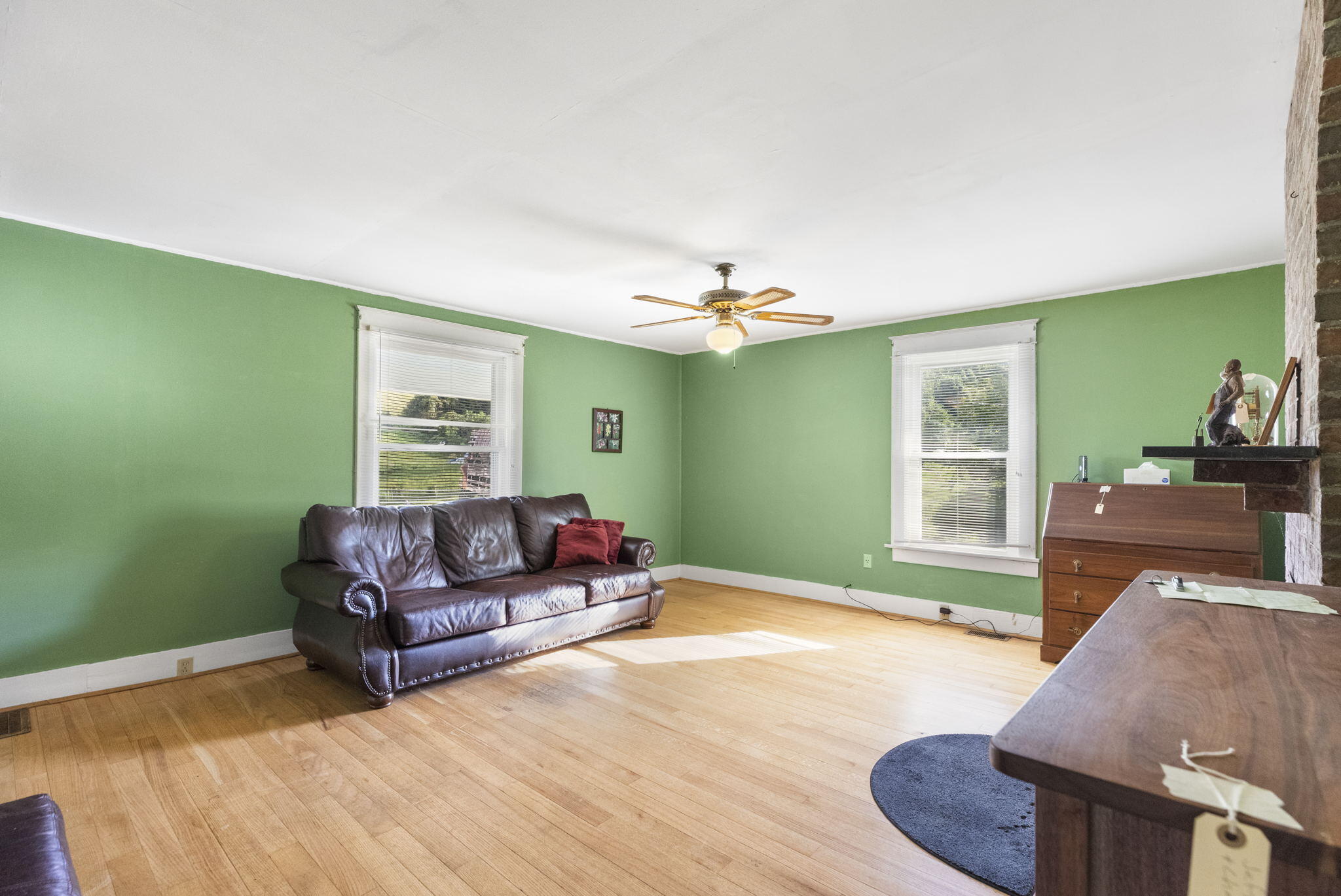 366 Webber Road Bristol, TN 37620 - Photo 10 of 49 6-web-or-mls-217A8642