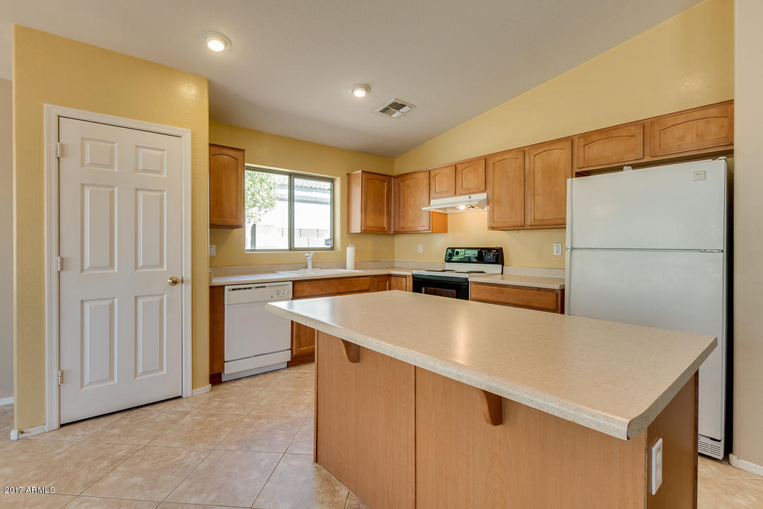 4438 West Apollo Road Laveen, AZ 85339 - Photo 14 of 38 14-Apollo