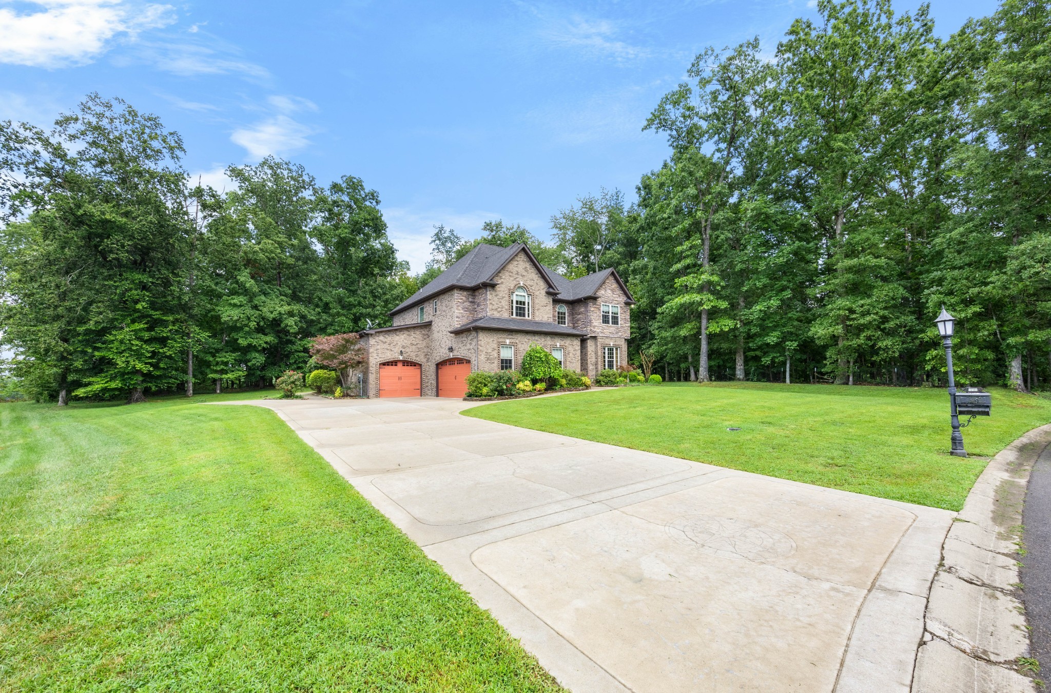 1789 Double R Boulevard Clarksville, TN 37042 - Photo 7 of 53 a front view of house with yard and green space