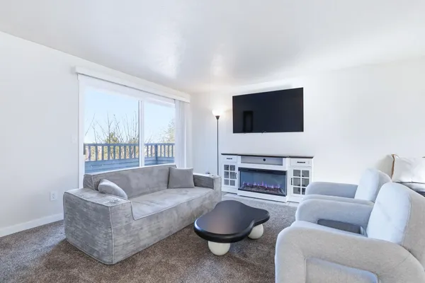 $279,000 | 912 West Lincoln Place, Unit 204, Spokane, WA 99204