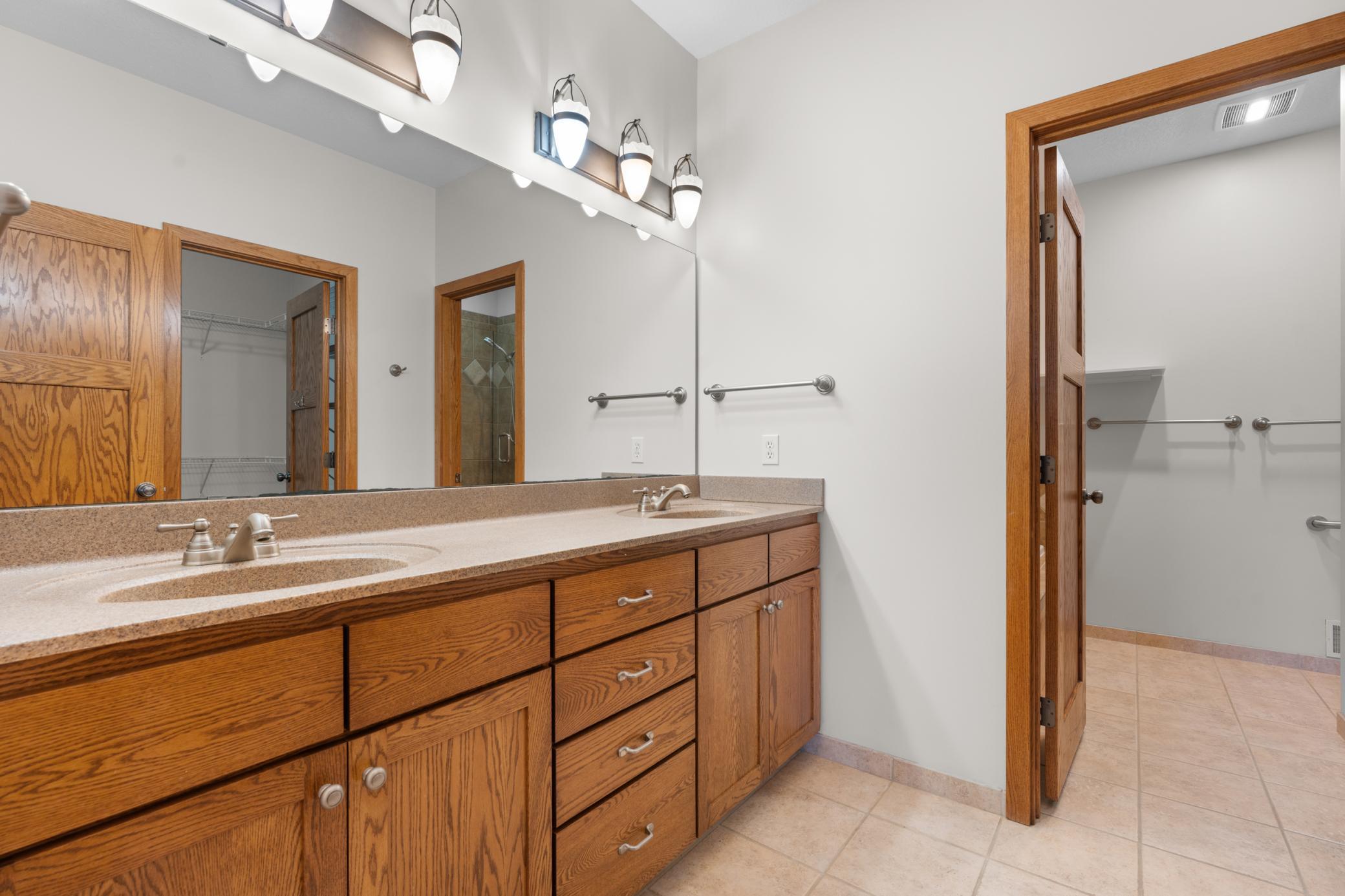 2535 Superior Lane Northwest Rochester, MN 55901 - Photo 13 of 42