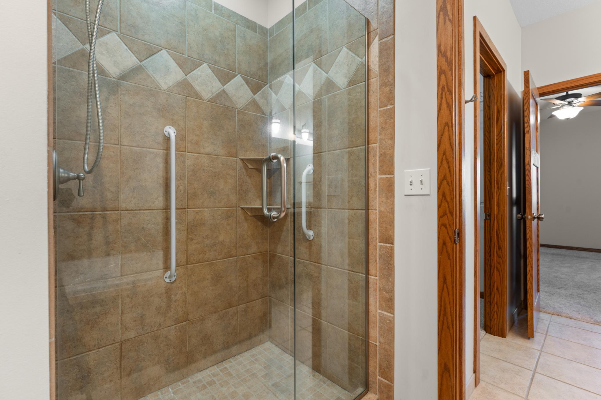 2535 Superior Lane Northwest Rochester, MN 55901 - Photo 15 of 42