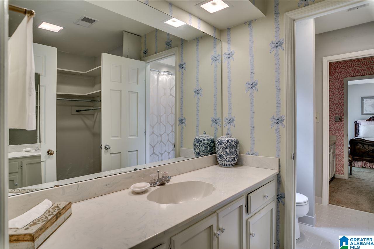 3667 Brookwood Road Birmingham, AL 35223 - Photo 27 of 34