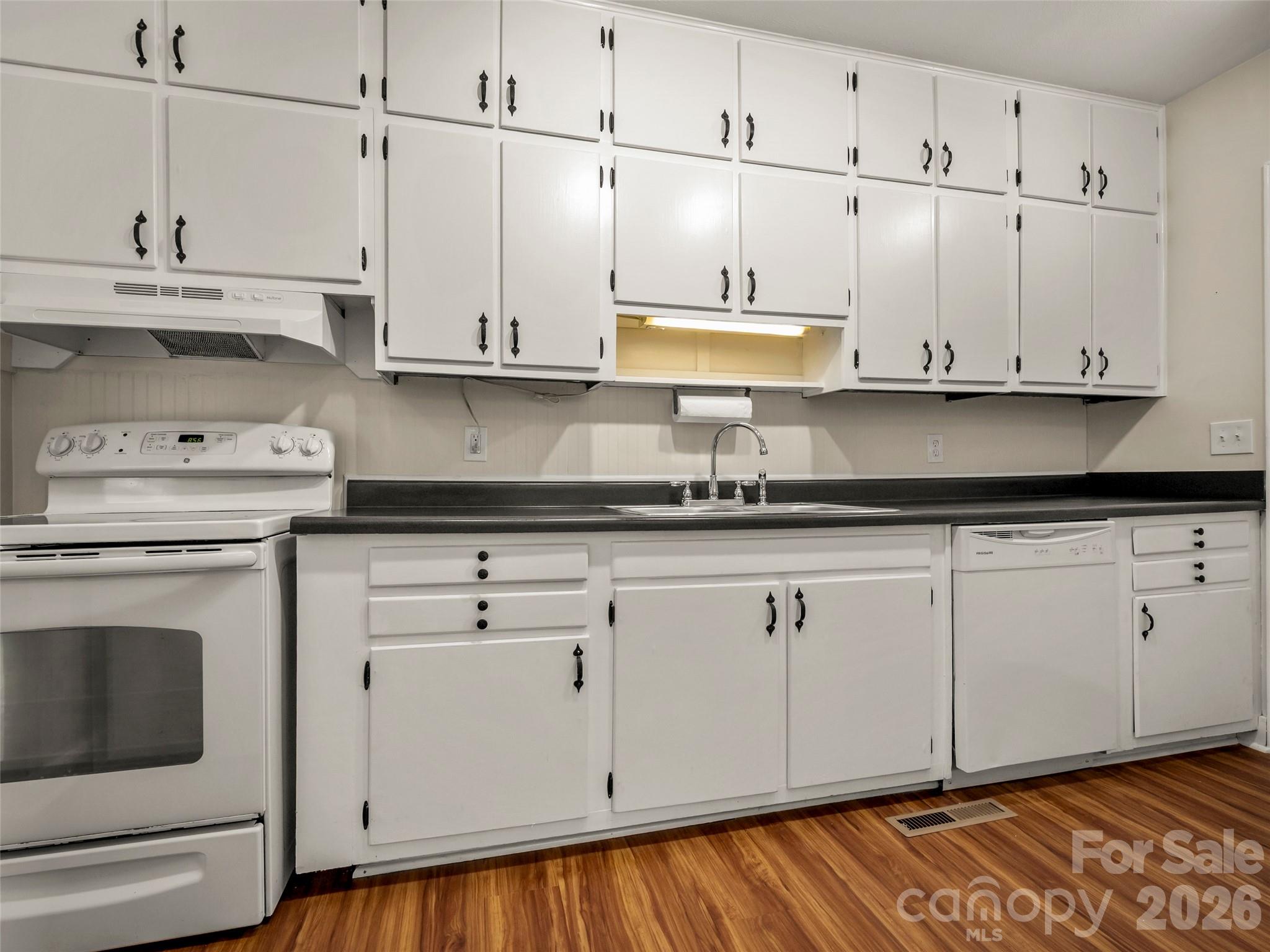 917 West Blue Ridge Road East Flat Rock, NC 28726 - Photo 10 of 43 Gallery Image 10