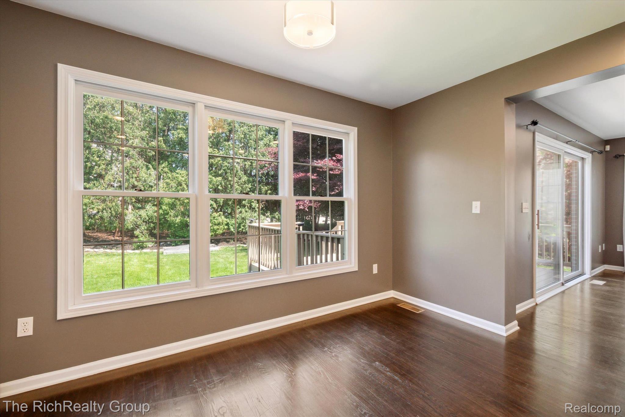 2578 Brilliance Rochester, MI 48309 - Photo 10 of 54 Gallery Image 10