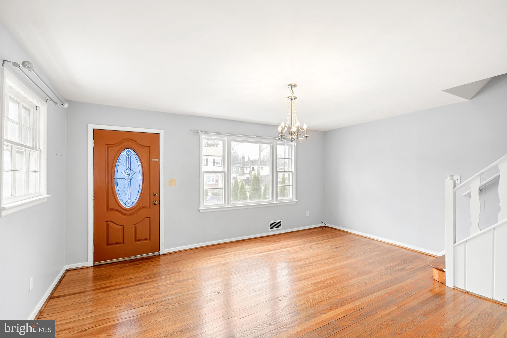 3229 Medway Street Silver Spring, MD 20902 - Photo 11 of 40 Family Room