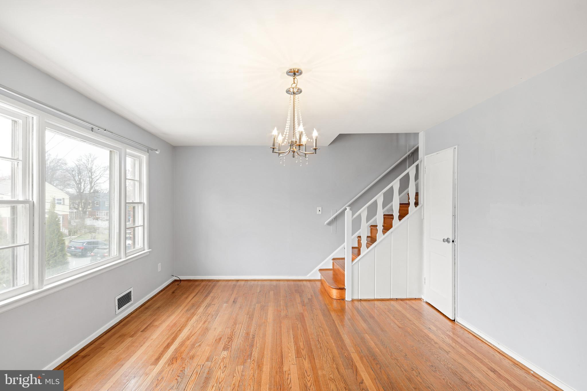 3229 Medway Street Silver Spring, MD 20902 - Photo 10 of 40 Family Room