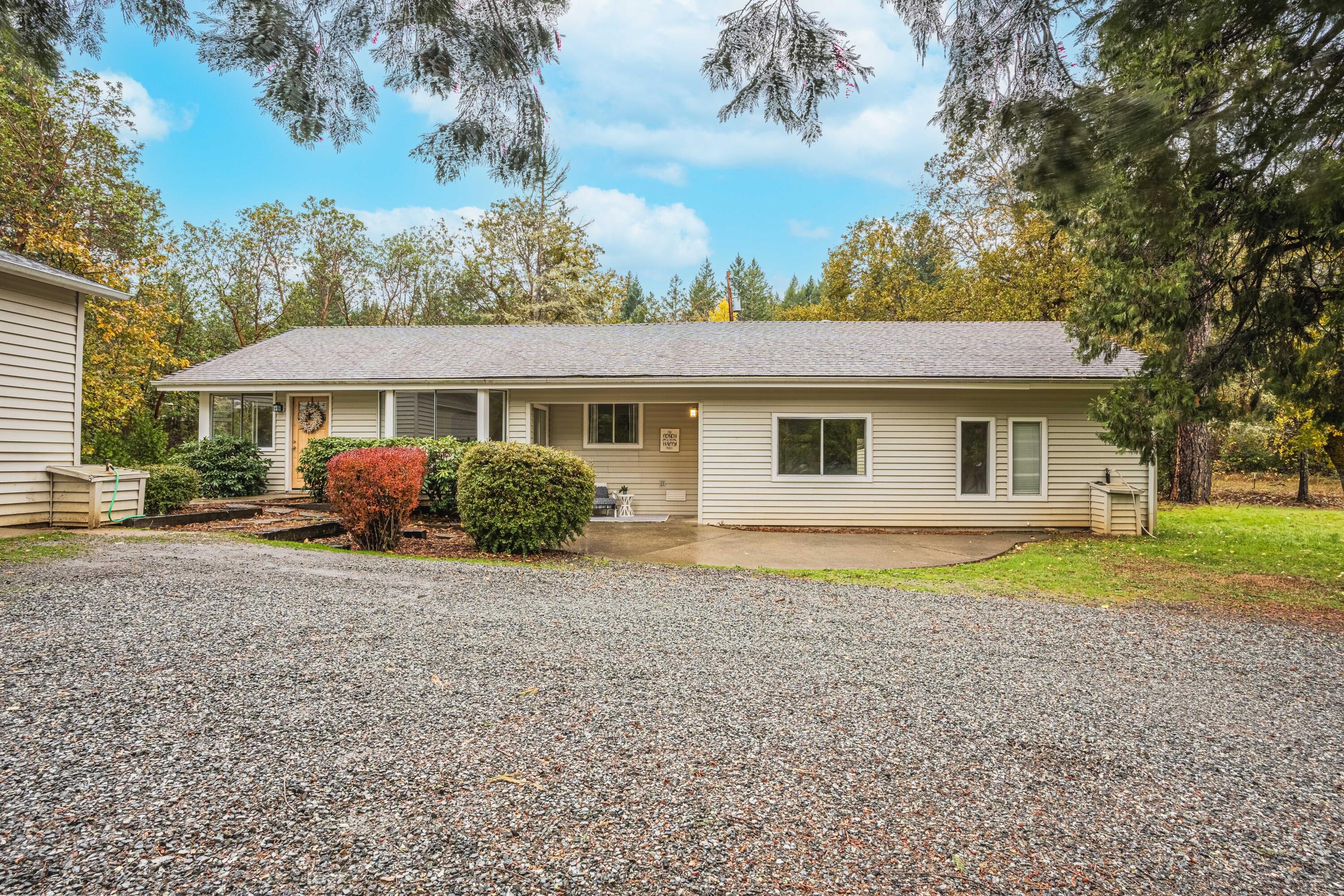 111 Marble Mountain Road Grants Pass, OR 97527 - Photo 27 of 45 27