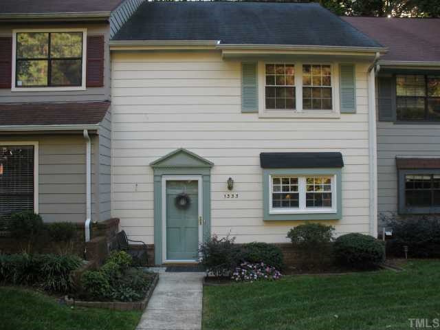 1333 Springlawn Court Raleigh, NC 27609 - Photo 1 of 11 Gallery Image 1