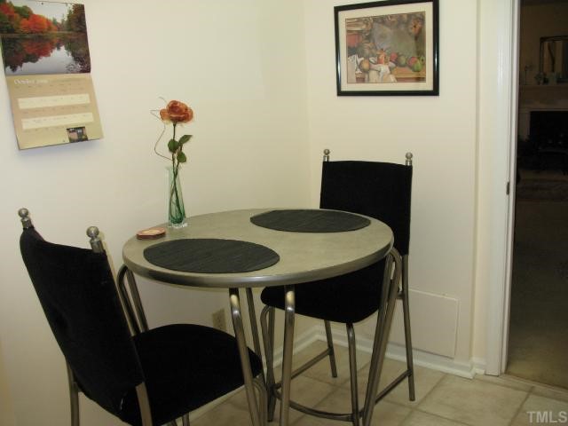 1333 Springlawn Court Raleigh, NC 27609 - Photo 2 of 11 Cozy Breakfast Nook