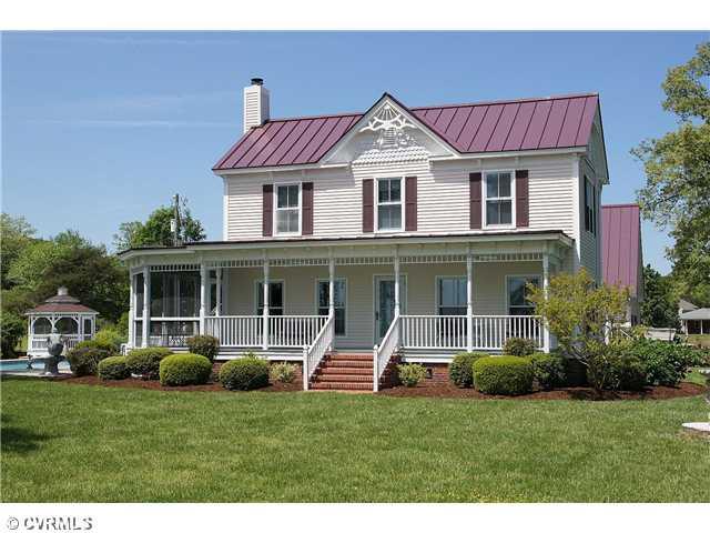 729 Buzzards Point Road Reedville, VA 22539 - Photo 1 of 11 Exterior Front