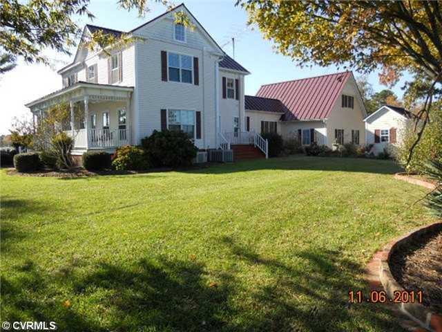 729 Buzzards Point Road Reedville, VA 22539 - Photo 2 of 11 Other - SIDE VIEW OF HOME