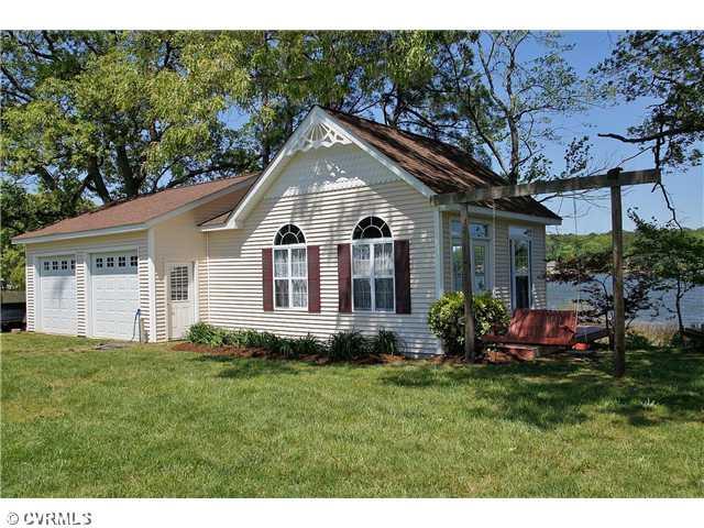 729 Buzzards Point Road Reedville, VA 22539 - Photo 8 of 11 Other - DETACHED GARAGE WITH POSSIBLE GUEST COTTAGE